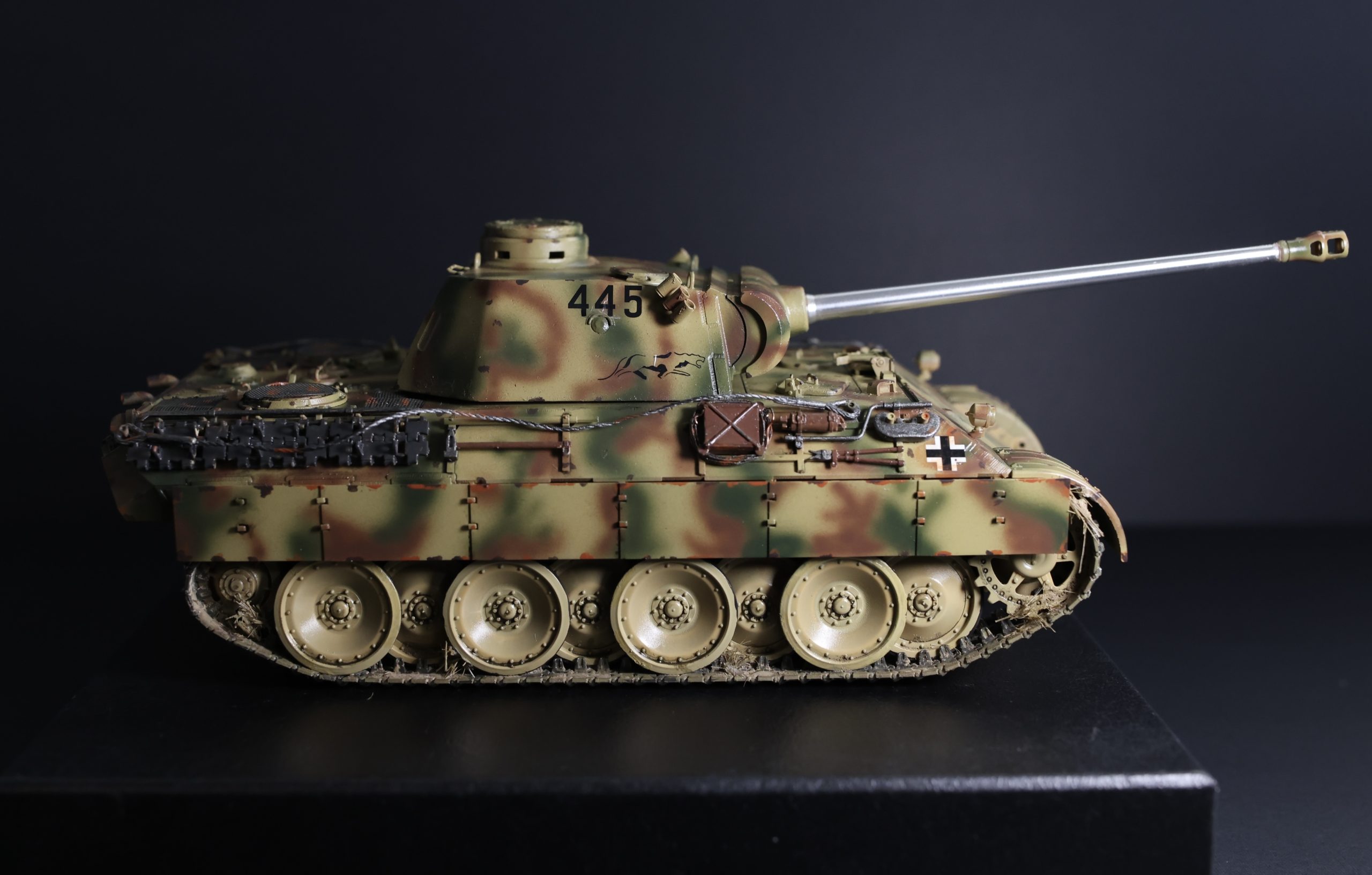 Panzerkampfwagen V ‘Panther’ Ausf. D #445 | Battle of Kursk | 1/35 Tamiya Scale Model